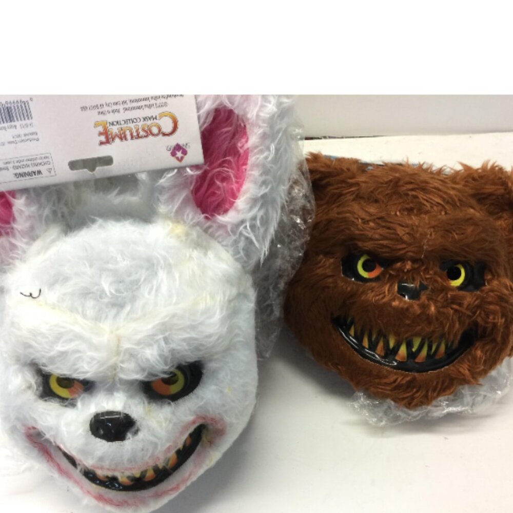 Special Lot of 4 Halloween monster mask set be bad bunny